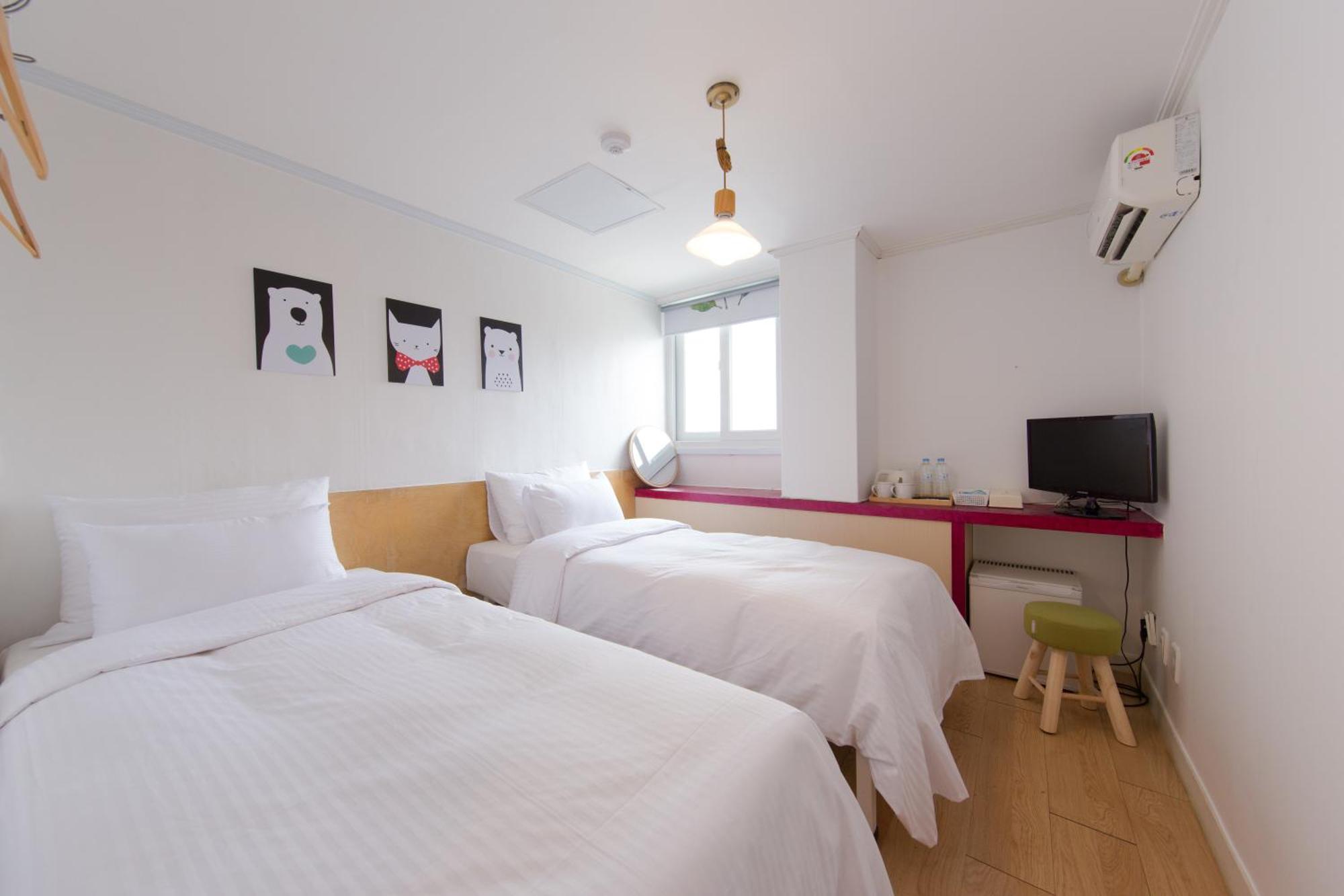 Travel Monster Hotel Seoul Exterior photo