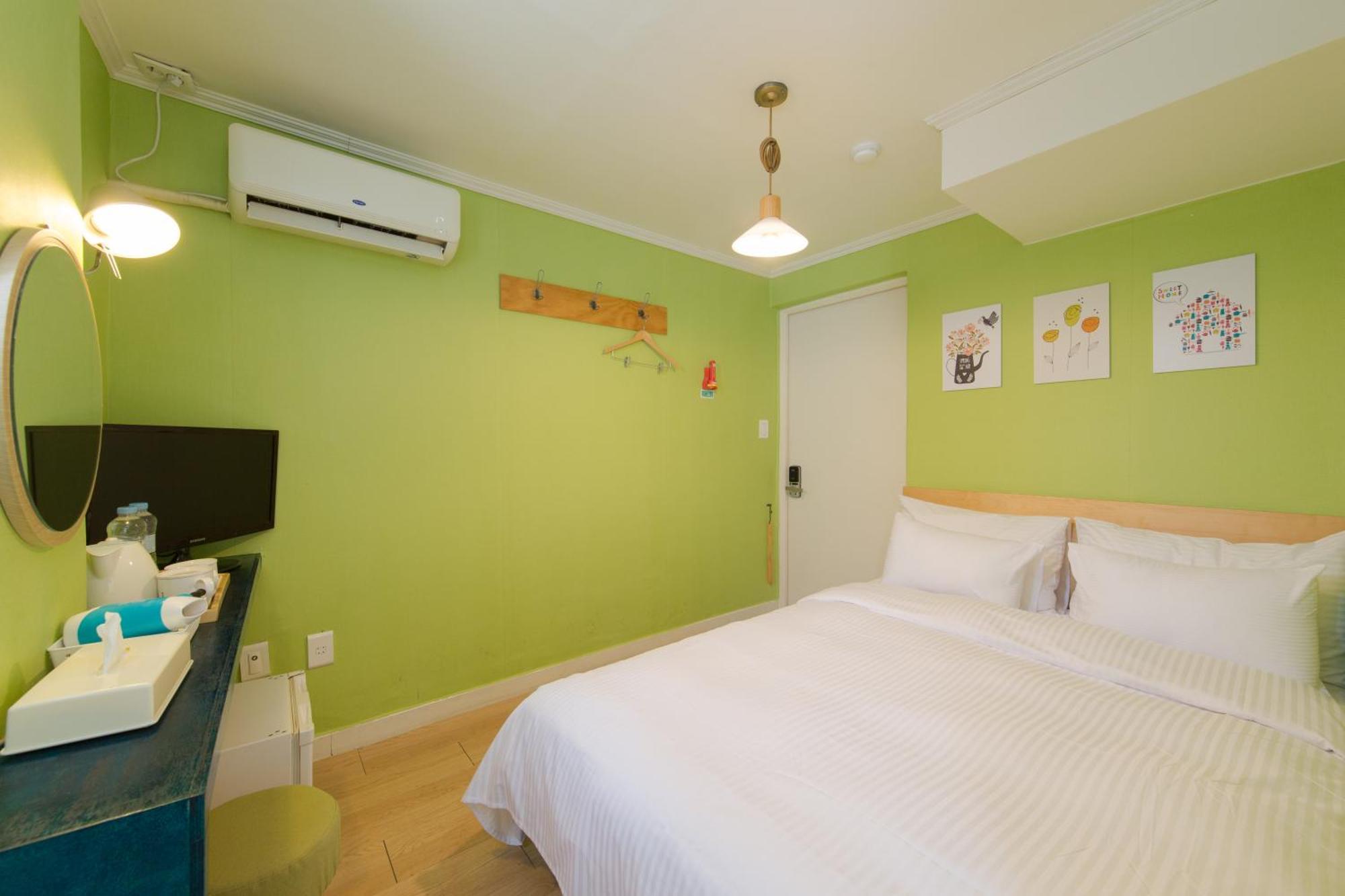 Travel Monster Hotel Seoul Exterior photo