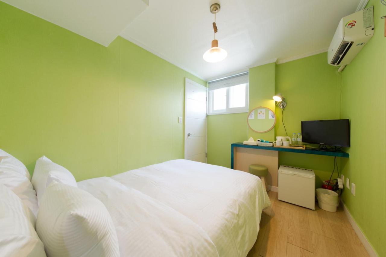 Travel Monster Hotel Seoul Exterior photo
